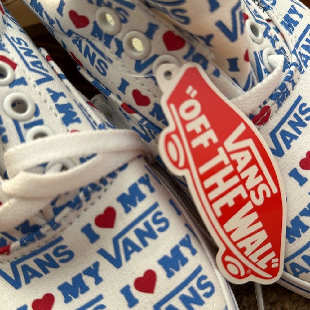 Brand new Era Vans I love Vans m7.5/w9